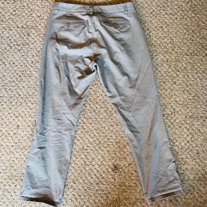 A pair of 32/28 Bonobos chino pants Will DryClean
